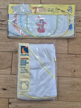 Carter's Infant Hooded Towel + 7-Piece Bib Gift Set - White & Yellow